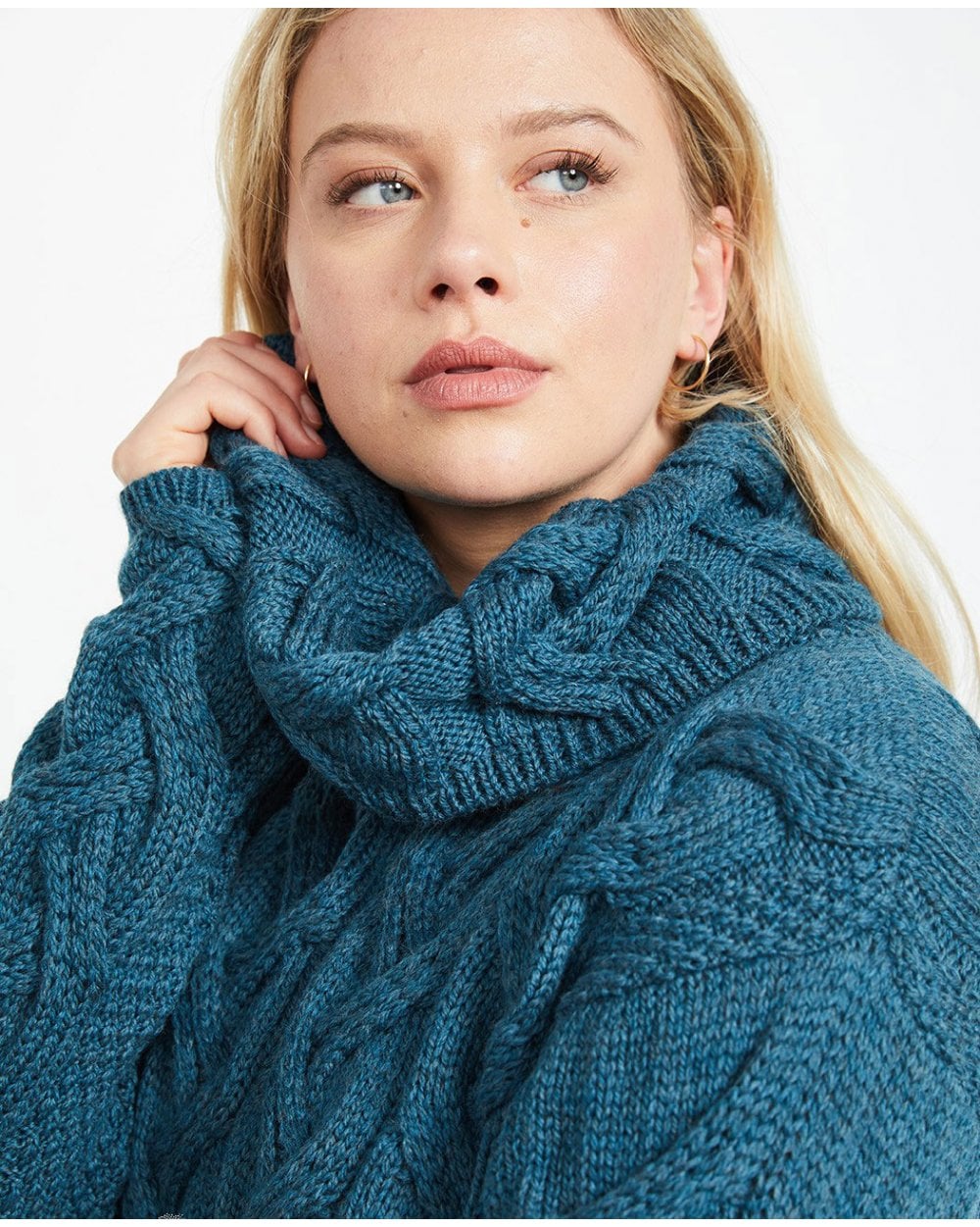 Kinsale Cable Aran Sweater - Image 11