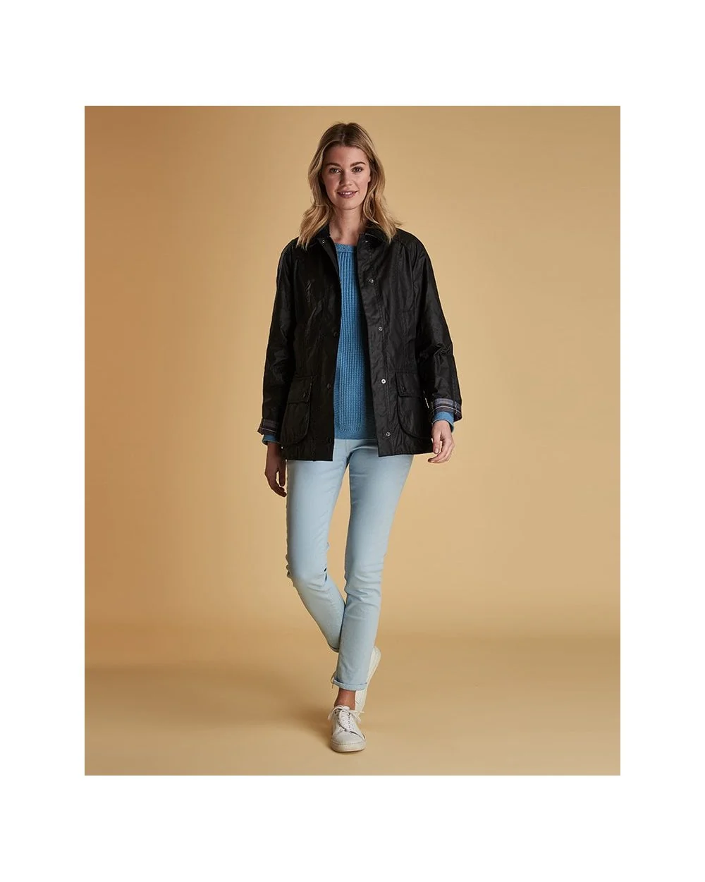 Beadnell Wax Jacket - Image 15