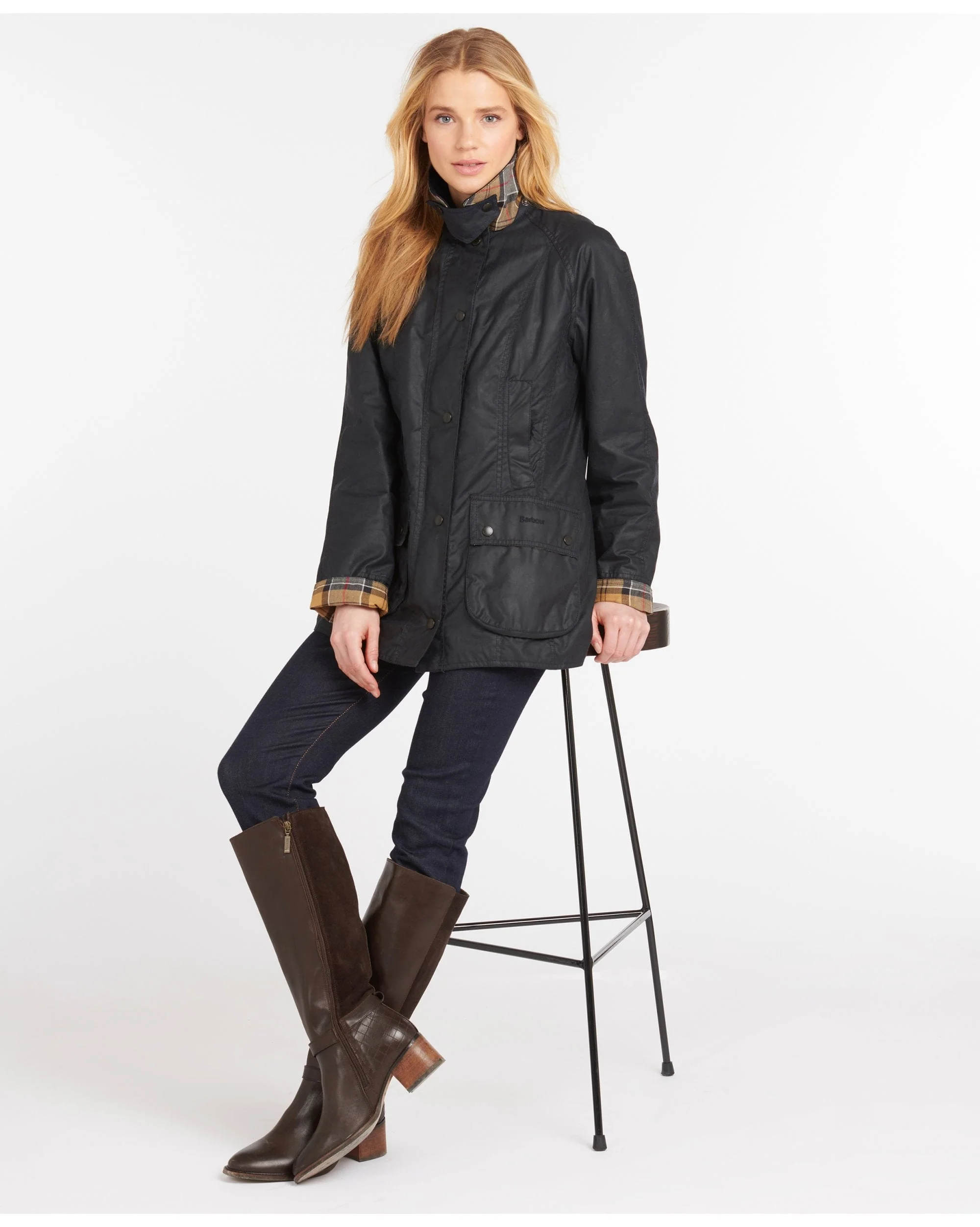 Beadnell Wax Jacket - Image 25