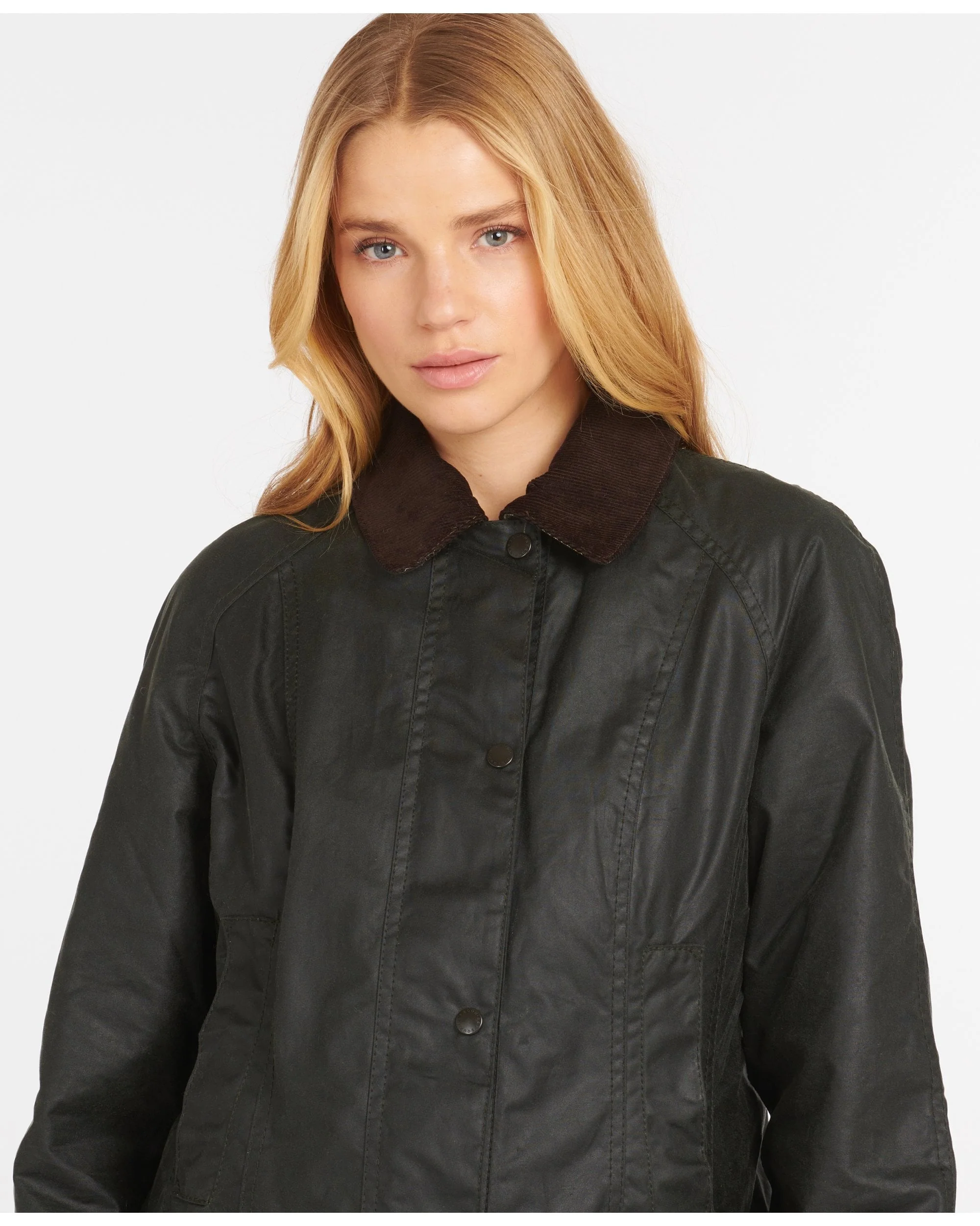 Beadnell Wax Jacket - Image 30
