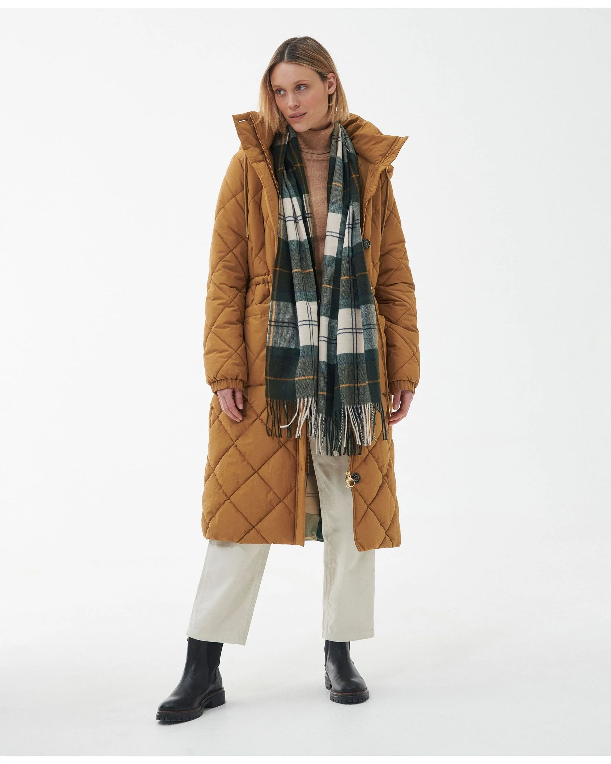 Hailes Tartan Wrap - Image 13