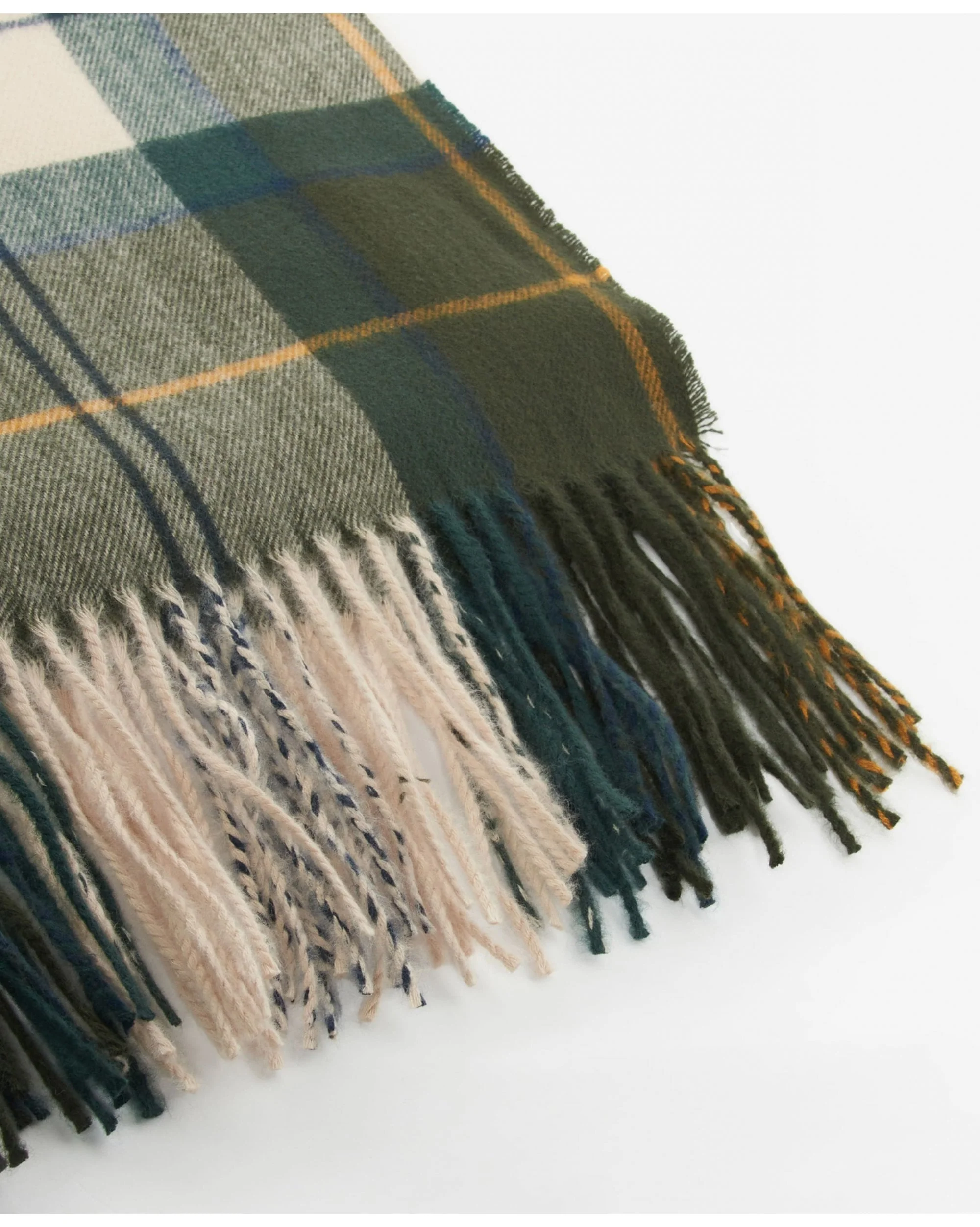 Hailes Tartan Wrap - Image 4