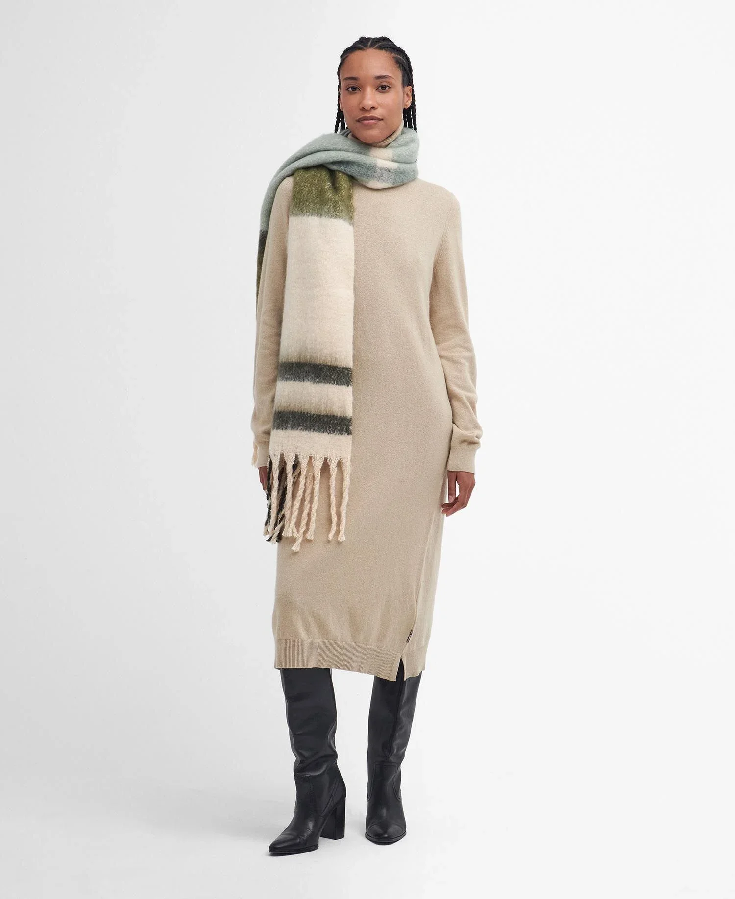 Isla Tartan Boucle Scarf - Image 11