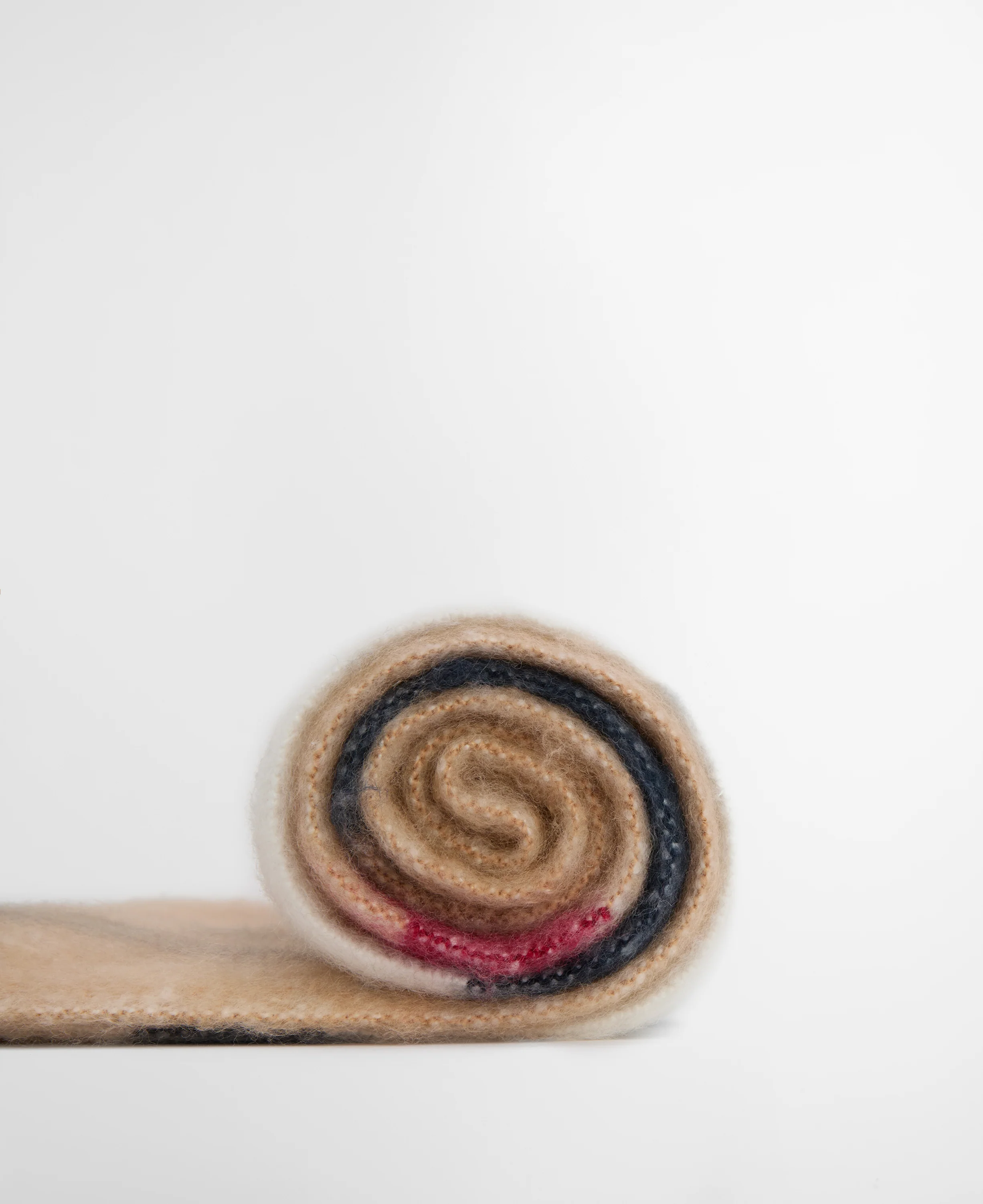 Isla Tartan Boucle Scarf - Image 24