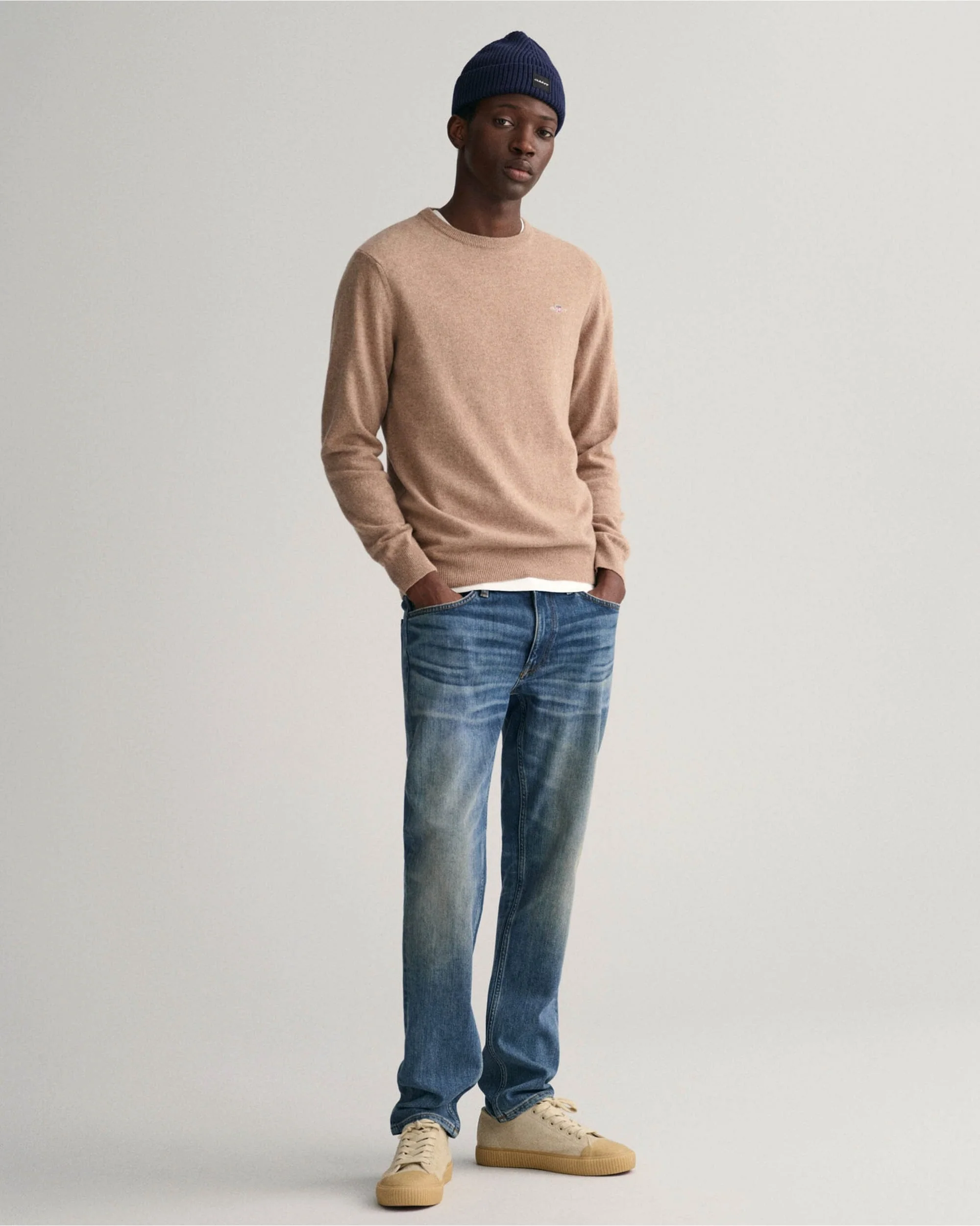 Superfine Lambswool Crew Neck Sweater - Image 12