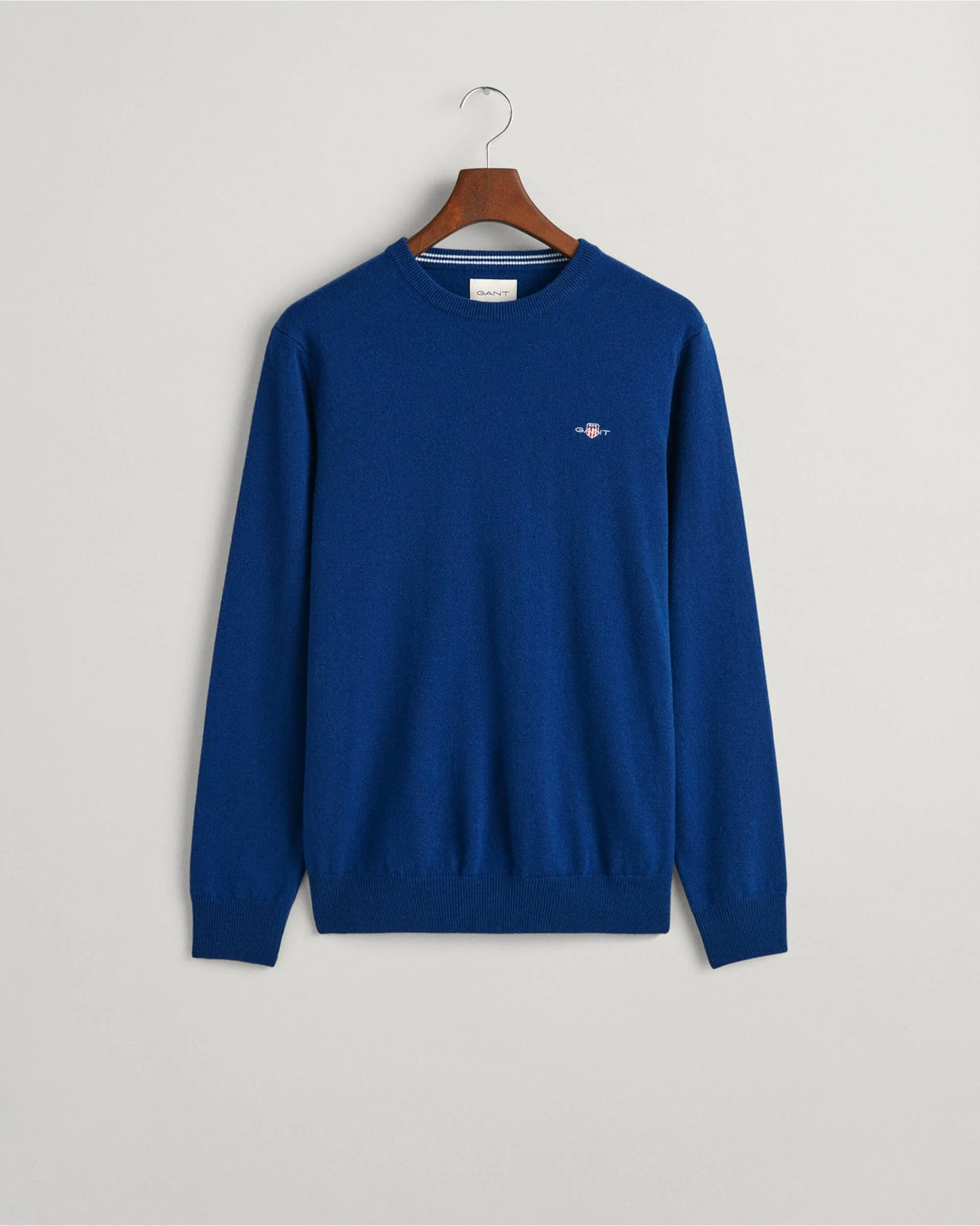 Superfine Lambswool Crew Neck Sweater - Image 15