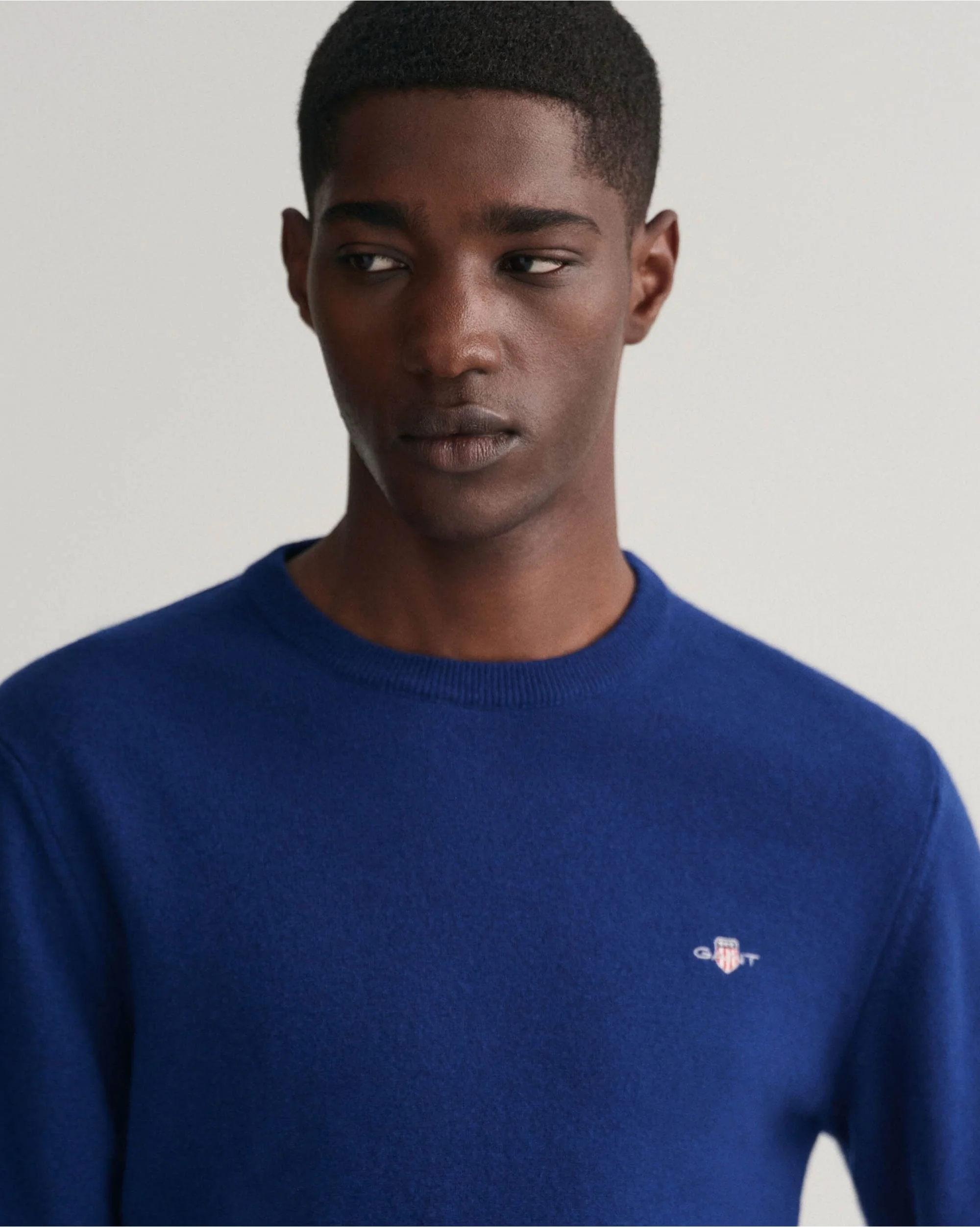 Superfine Lambswool Crew Neck Sweater - Image 16