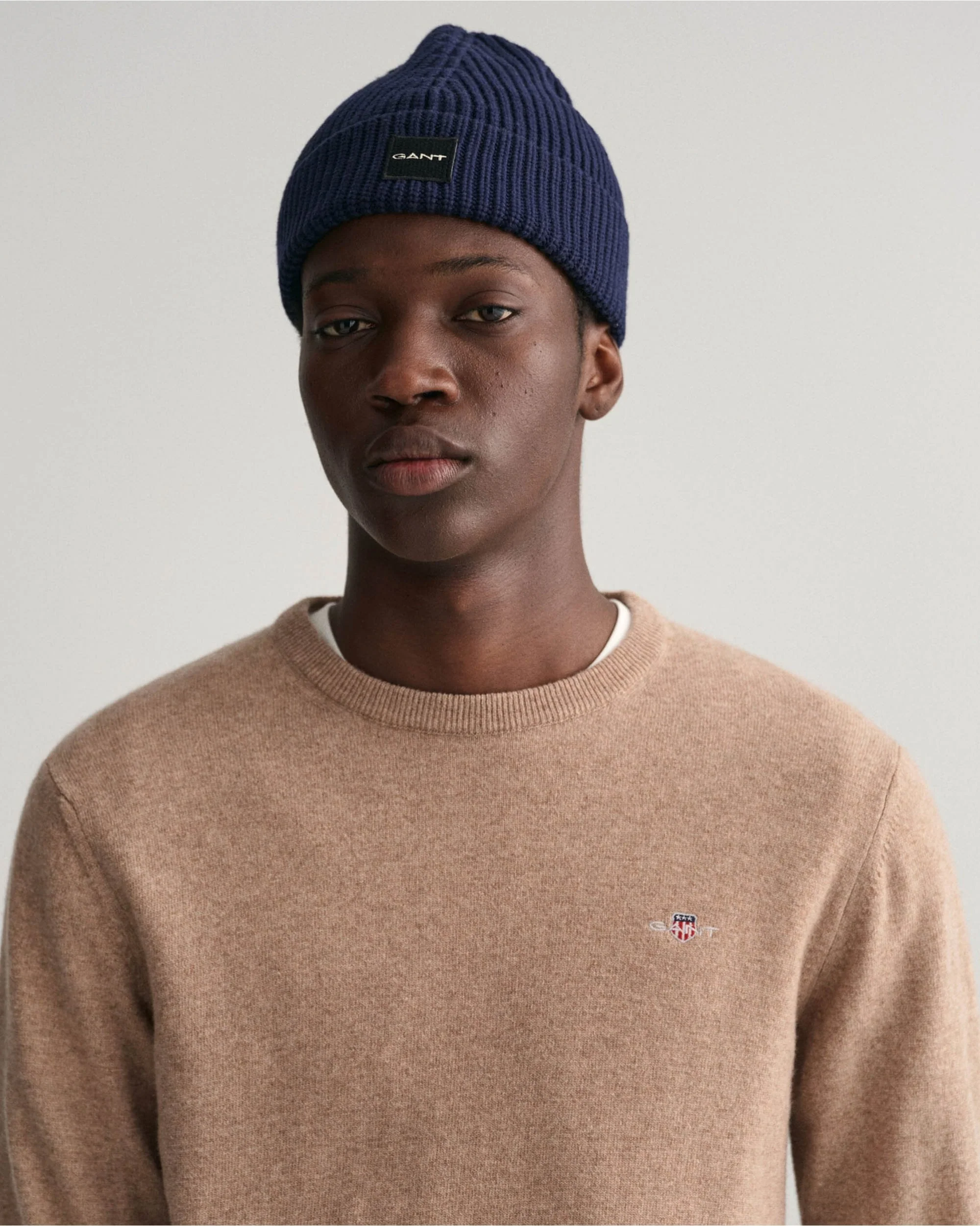 Superfine Lambswool Crew Neck Sweater - Image 9