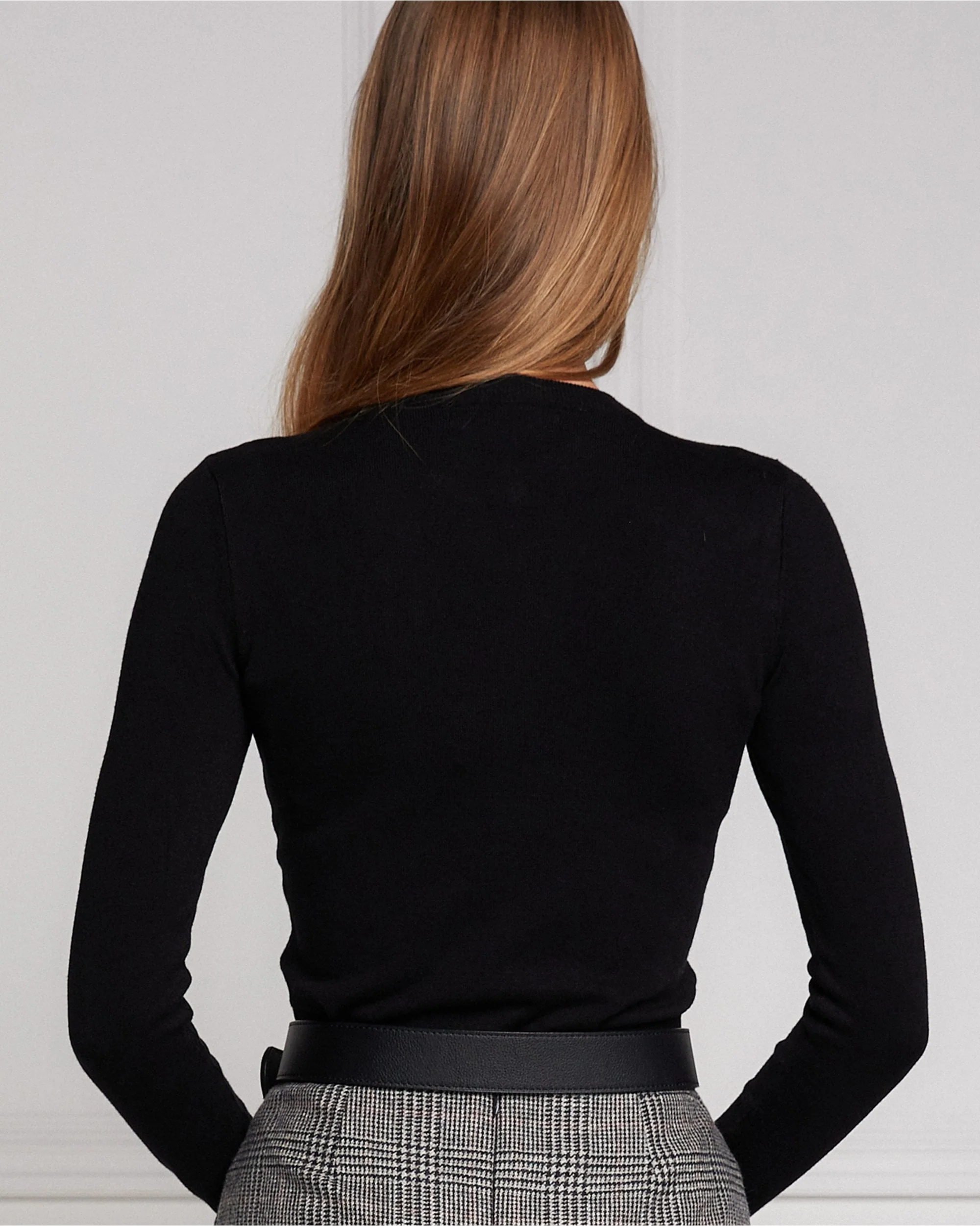 Buttoned Knit Crew Neck - Image 35