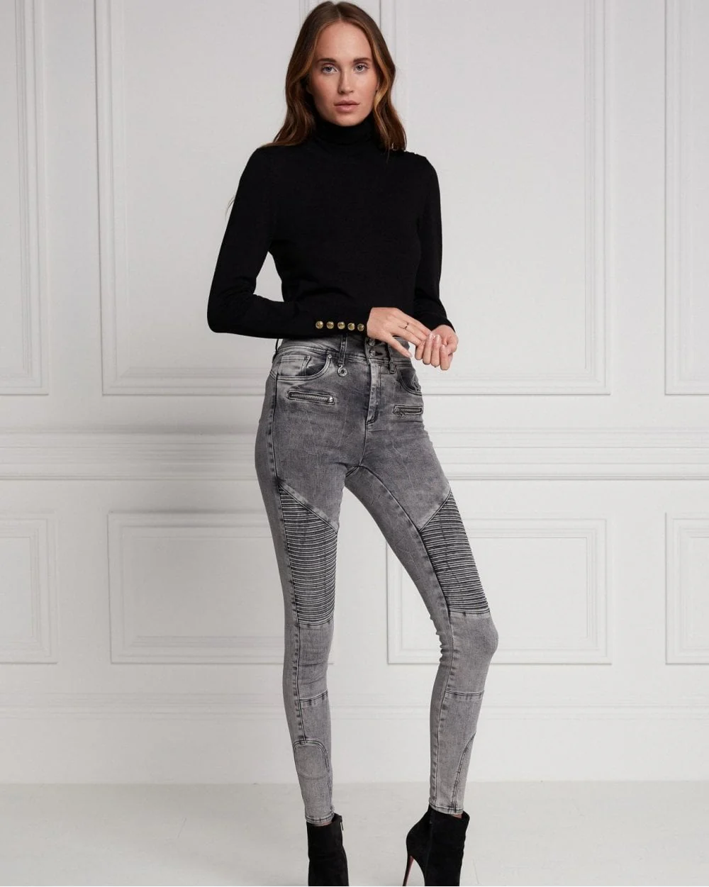 Buttoned Knit Roll Neck - Image 17