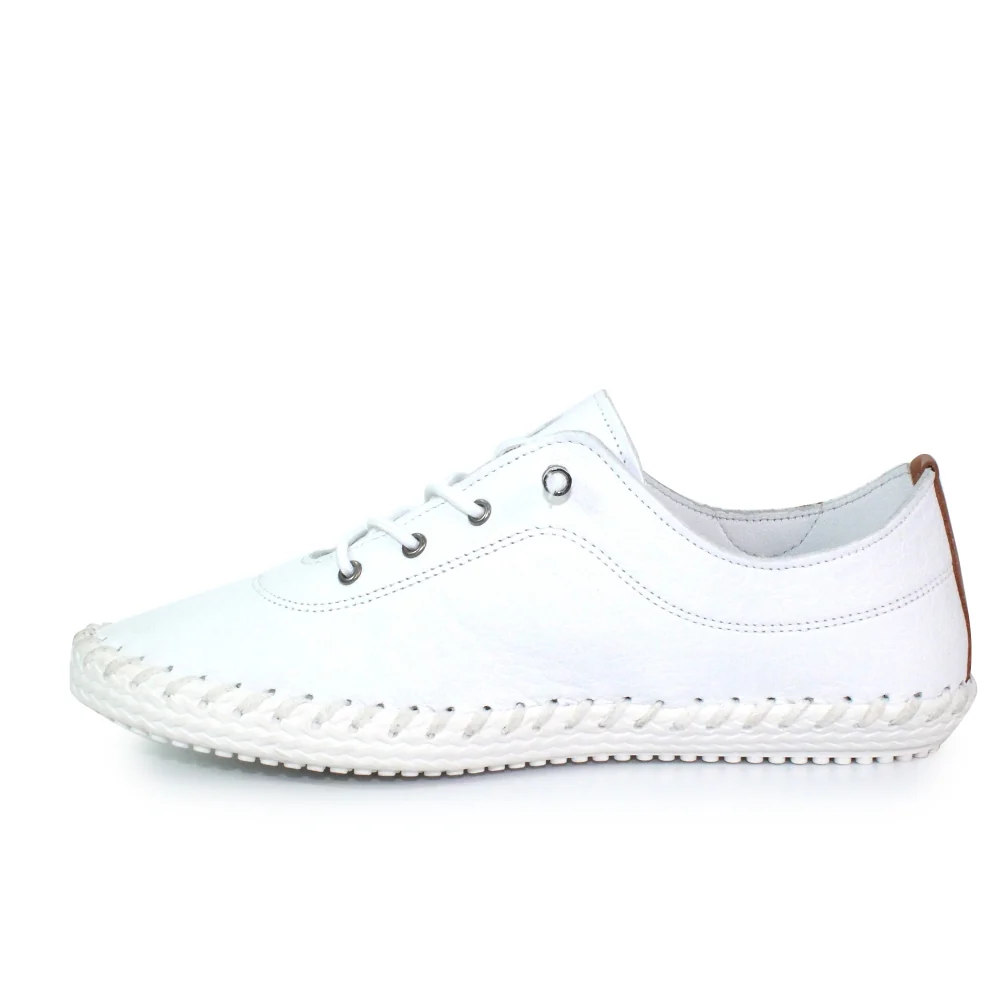 St Ives White Leather Plimsoll - Image 4